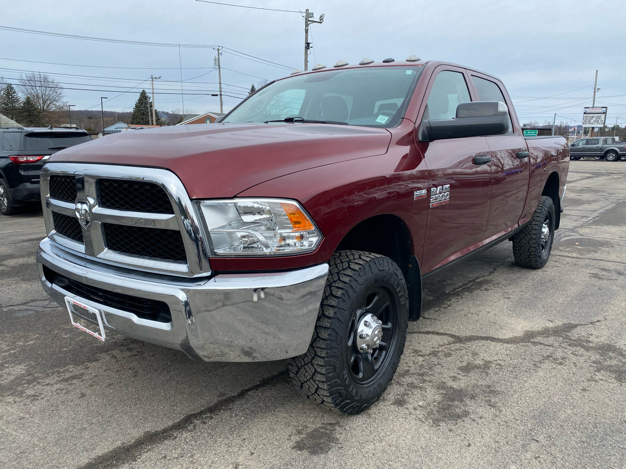 2018 RAM 2500 Tradesman 4x4 Crew Cab 6'4" Box