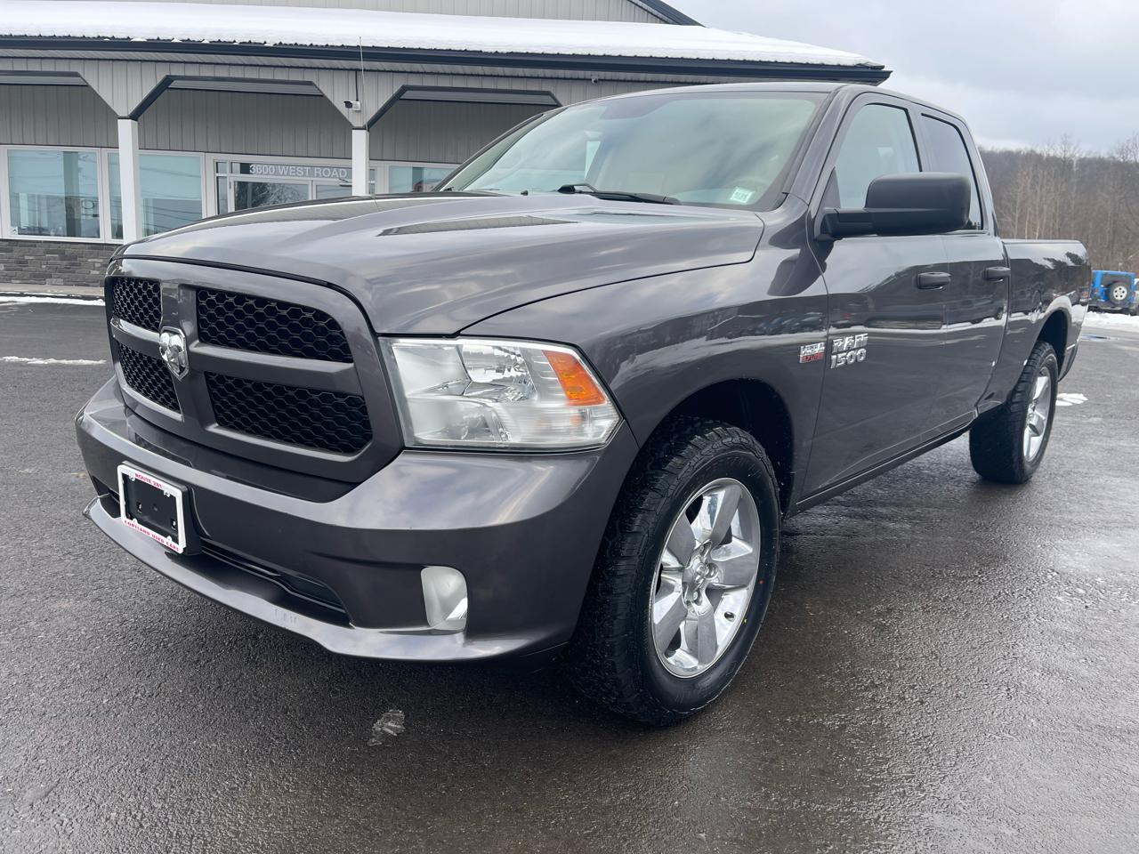2018 RAM 1500 Express 4x4 Quad Cab 6'4" Box