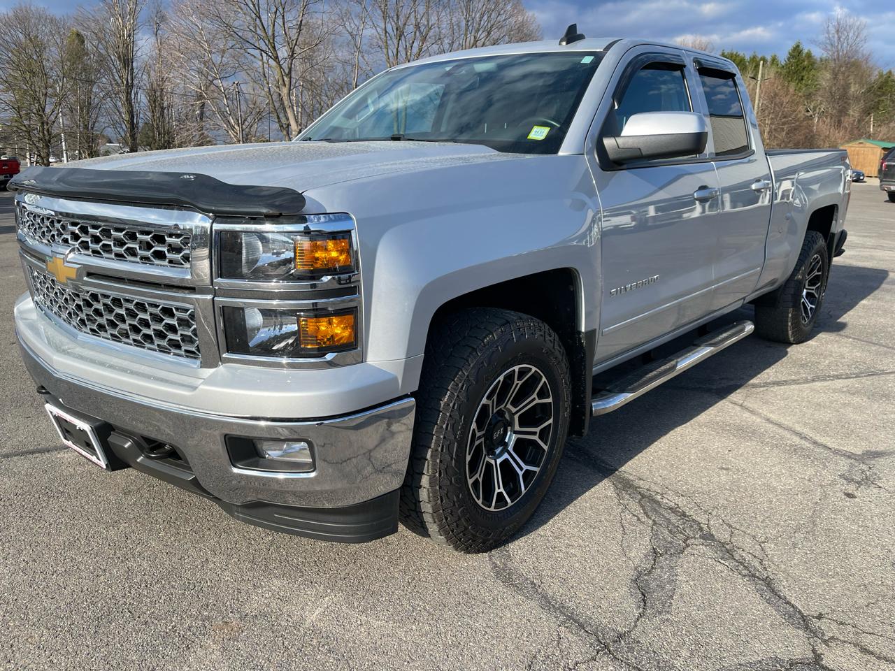 2015 Chevrolet Silverado 1500 4WD Double Cab 143.5" LT w/1LT