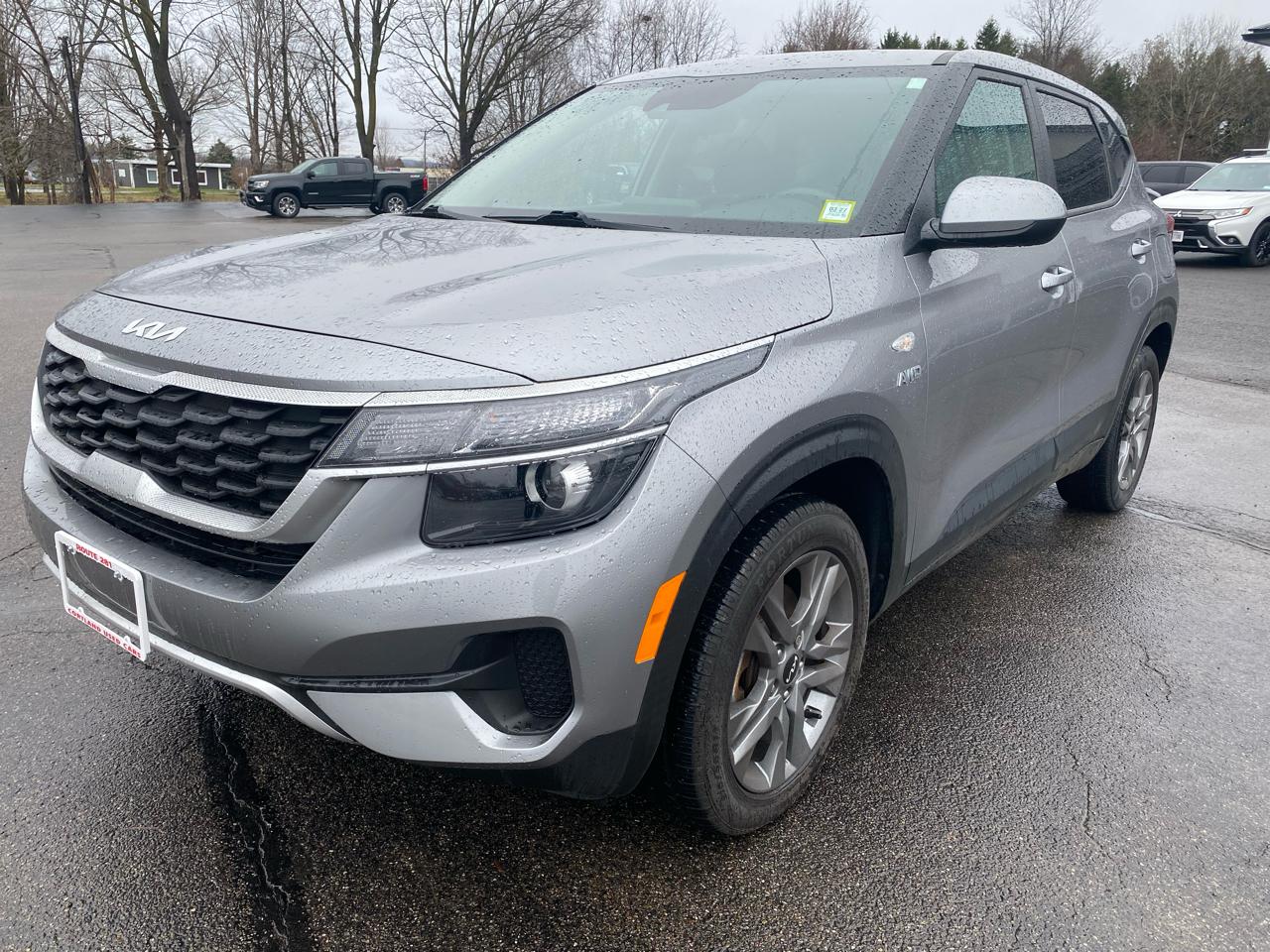 2022 Kia Seltos LX IVT AWD