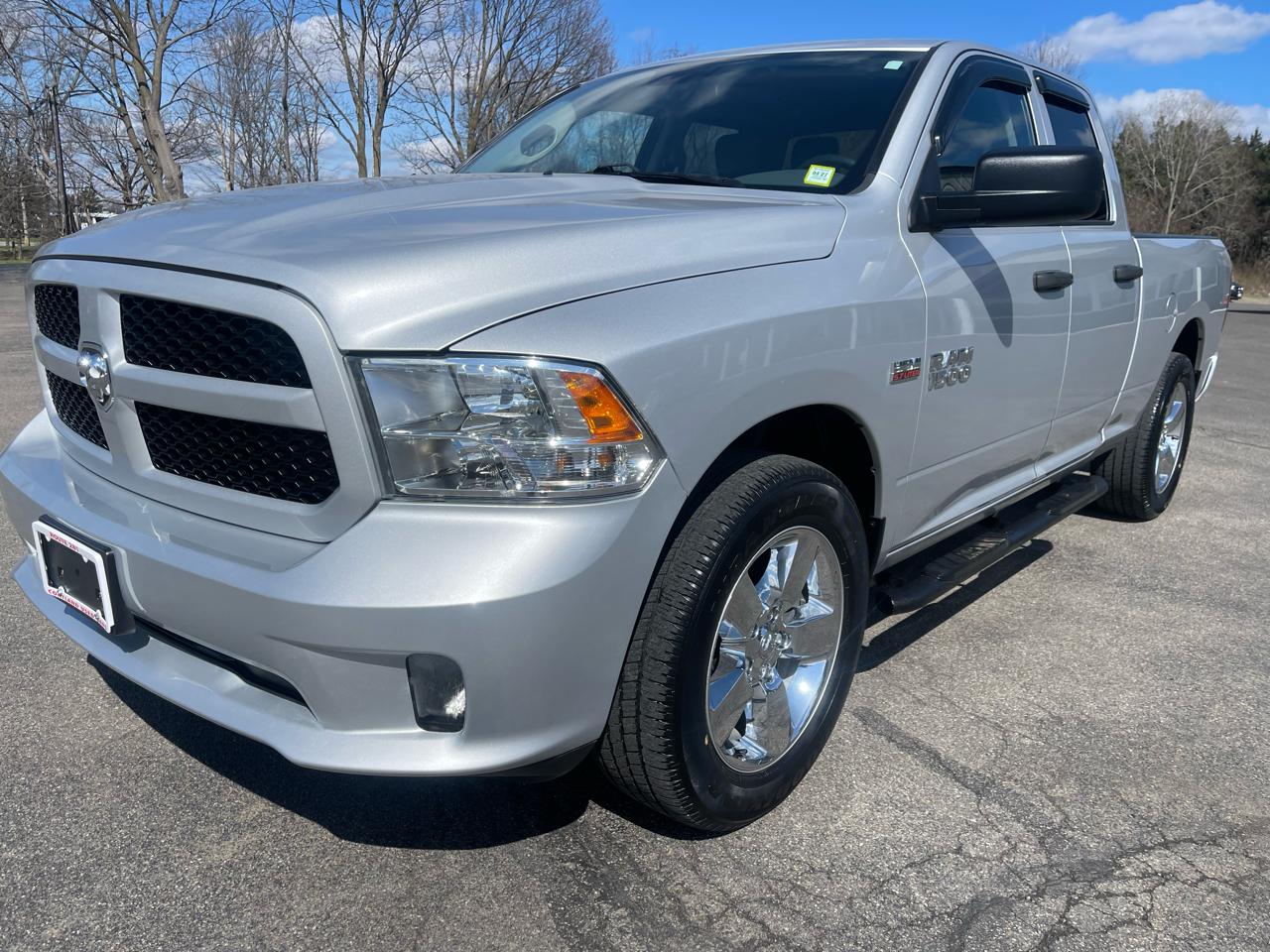 2018 RAM 1500 Express 4x4 Quad Cab 6'4" Box
