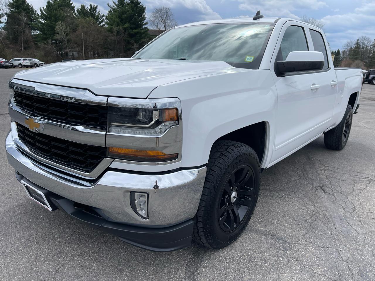 2017 Chevrolet Silverado 1500 4WD Double Cab 143.5" LT w/1LT