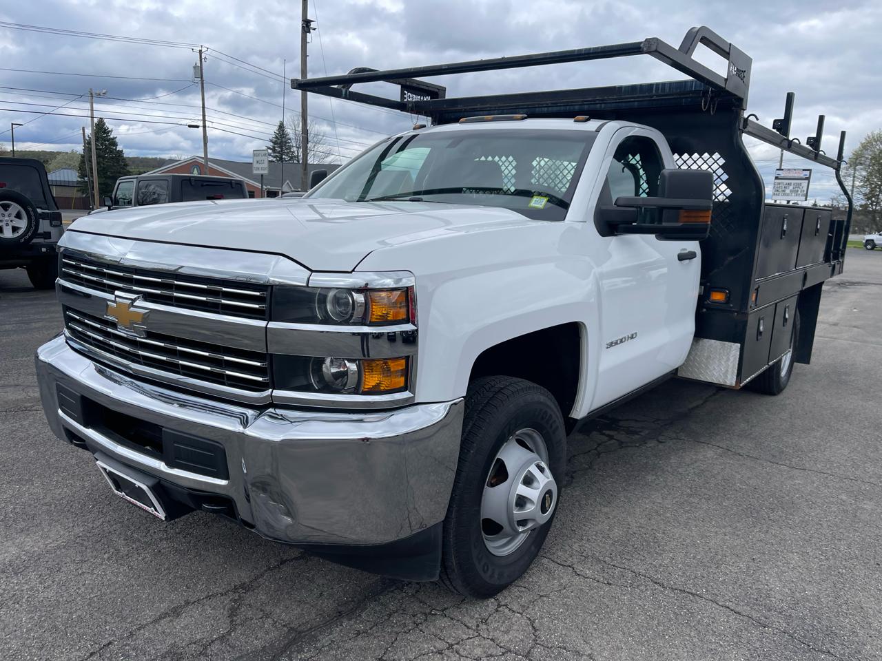 2016 Chevrolet Silverado 3500HD 4WD Reg Cab 162" WB, 83.58" CA WT