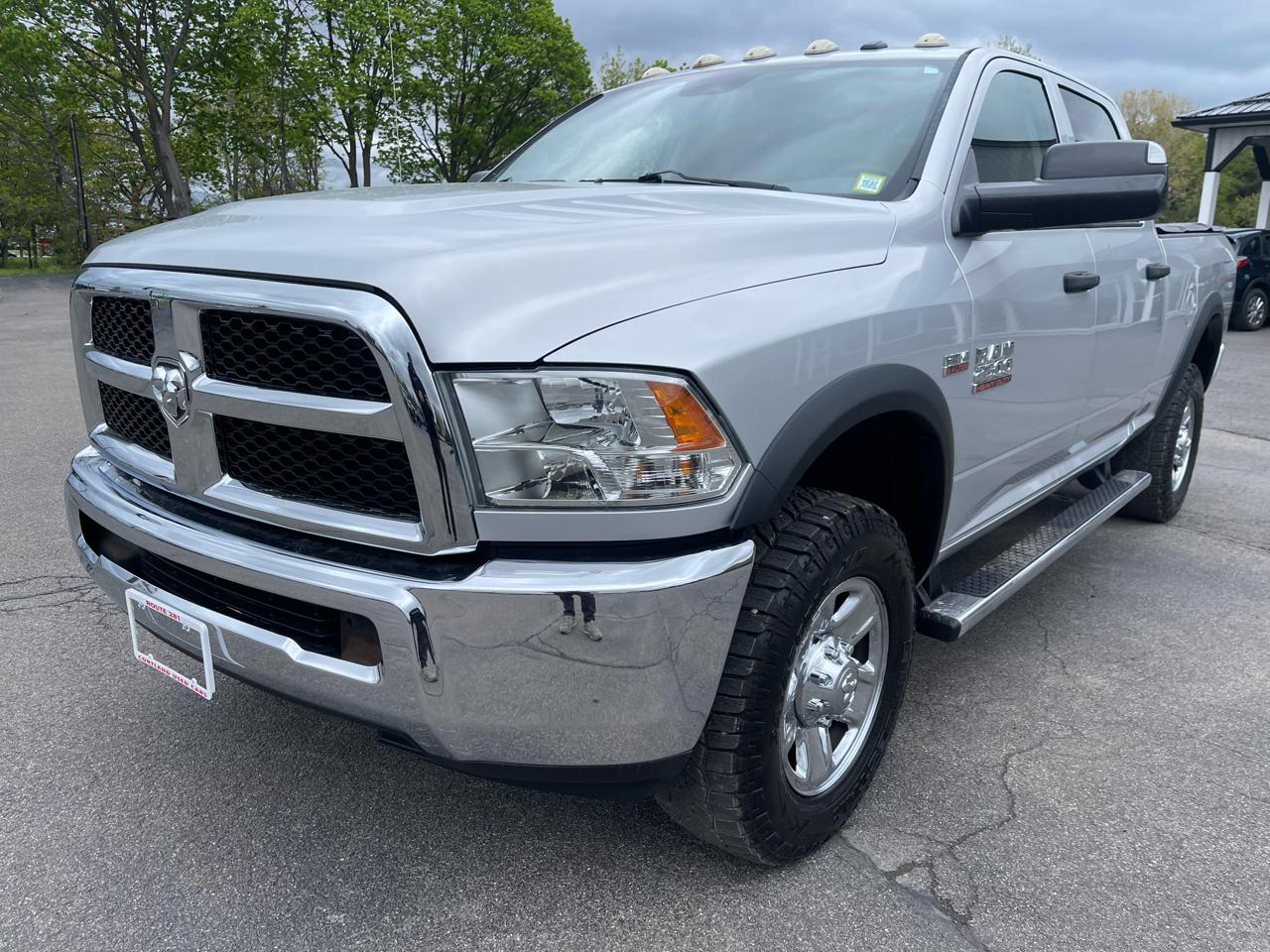 2015 RAM 2500 4WD Crew Cab 149" Tradesman