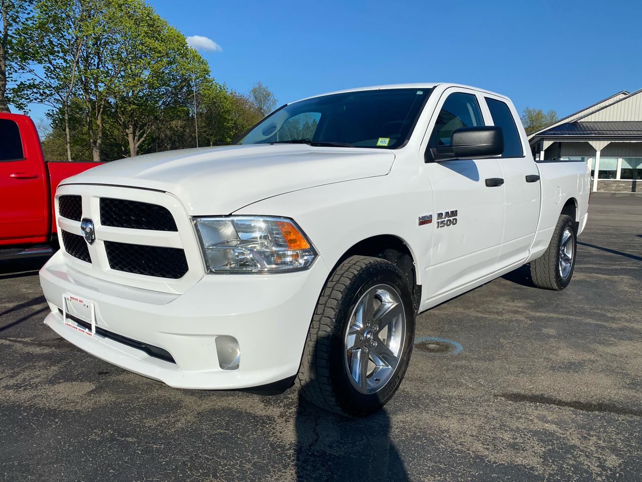 2017 RAM 1500 Express 4x4 Quad Cab 6'4" Box