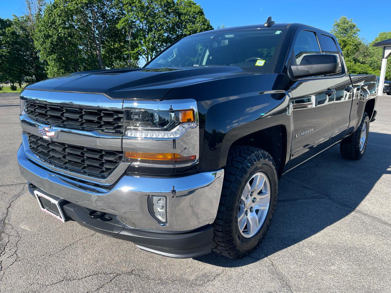 2018 Chevrolet Silverado 1500 4WD Double Cab 143.5" LT w/1LT