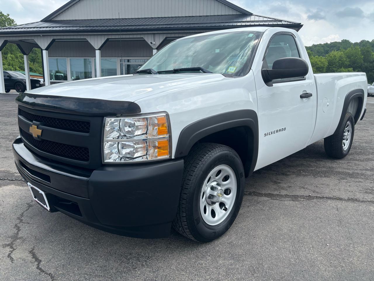 2013 Chevrolet Silverado 1500 2WD Reg Cab 133.0" Work Truck
