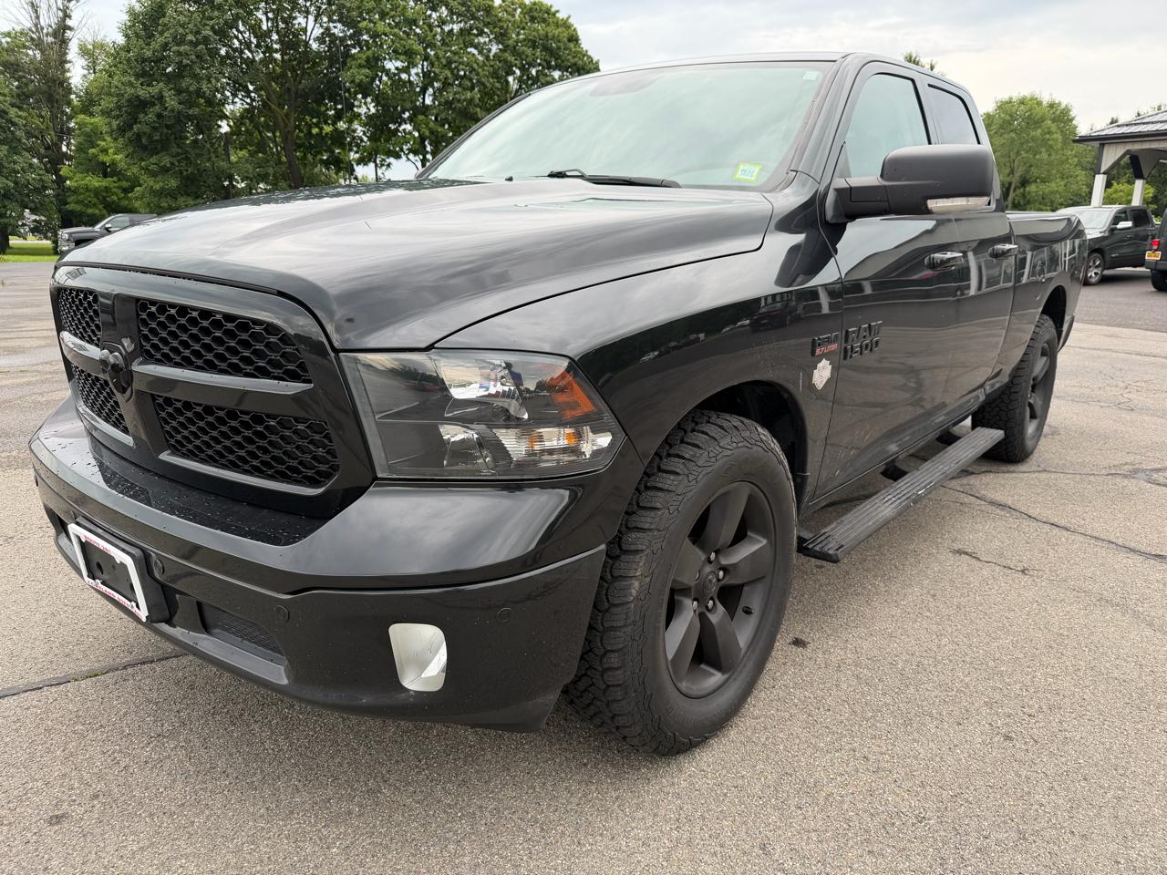 2018 RAM 1500 Big Horn 4x4 Quad Cab 6'4" Box