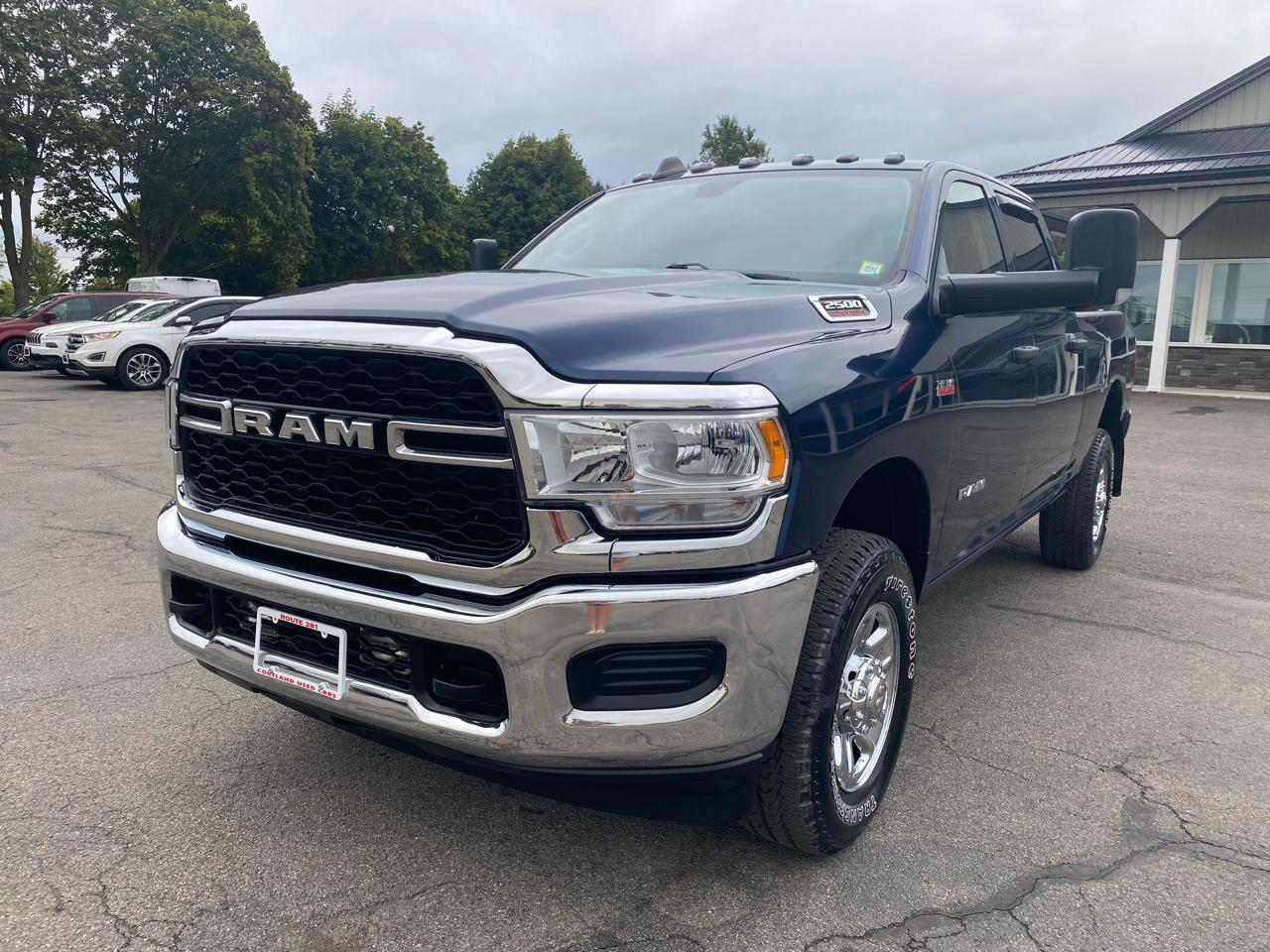 2020 RAM 2500 Tradesman 4x4 Crew Cab 6'4" Box