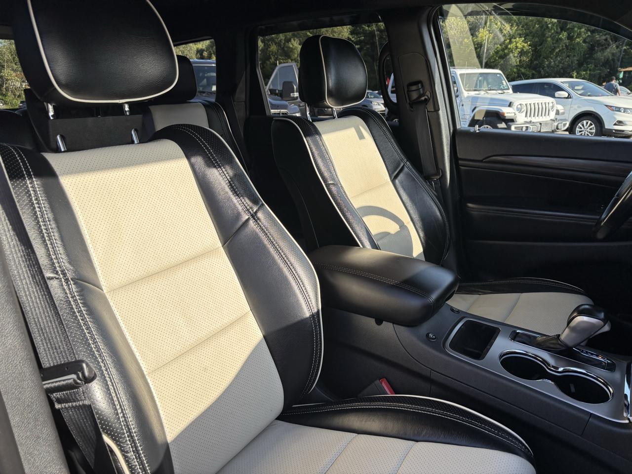 2021 Jeep Grand Cherokee Laredo E - Photo 16