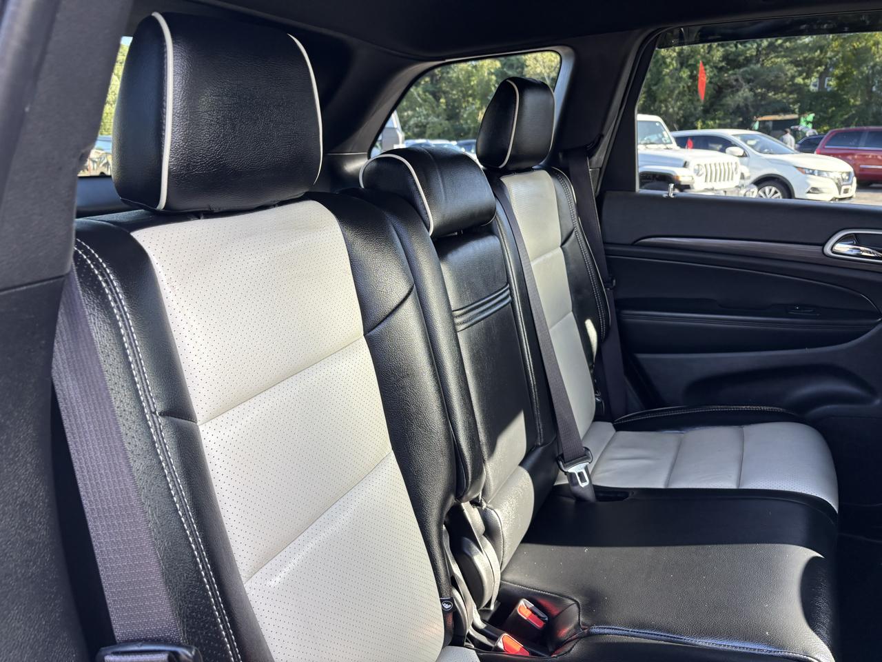 2021 Jeep Grand Cherokee Laredo E - Photo 19