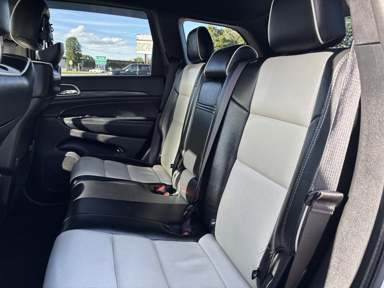 2021 Jeep Grand Cherokee Laredo E - Photo 22