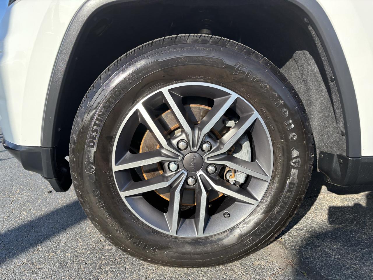 2021 Jeep Grand Cherokee Laredo E - Photo 29