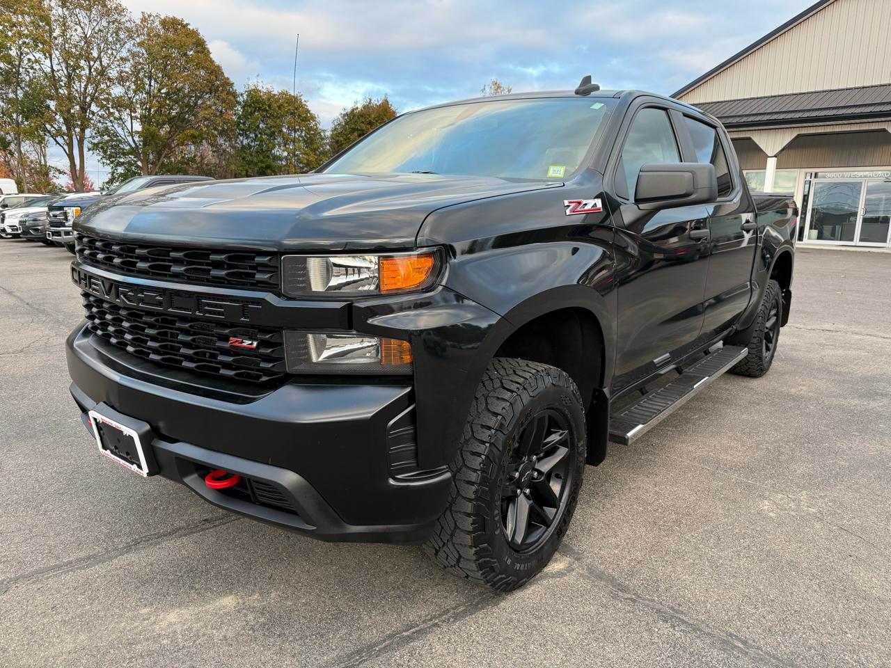 2020 Chevrolet Silverado 1500 4WD Crew Cab 147" Custom Trail Boss
