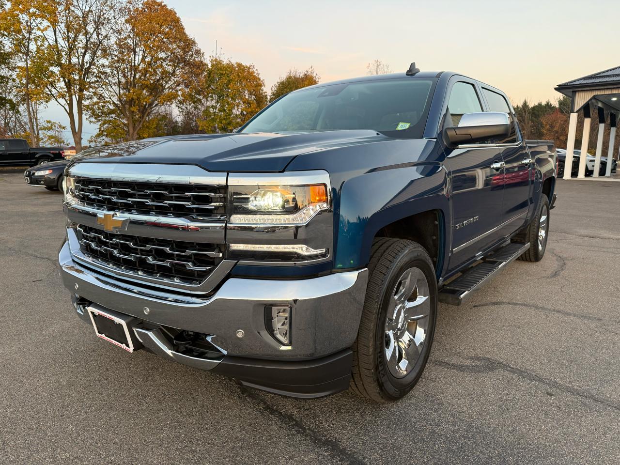 2018 Chevrolet Silverado 1500 4WD Crew Cab 143.5" LTZ w/1LZ