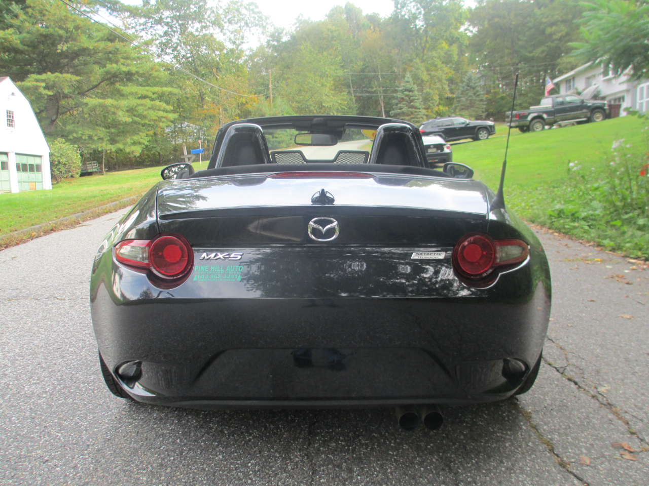 2016 Mazda MX-5 Miata Miata Grand Touring photo 2