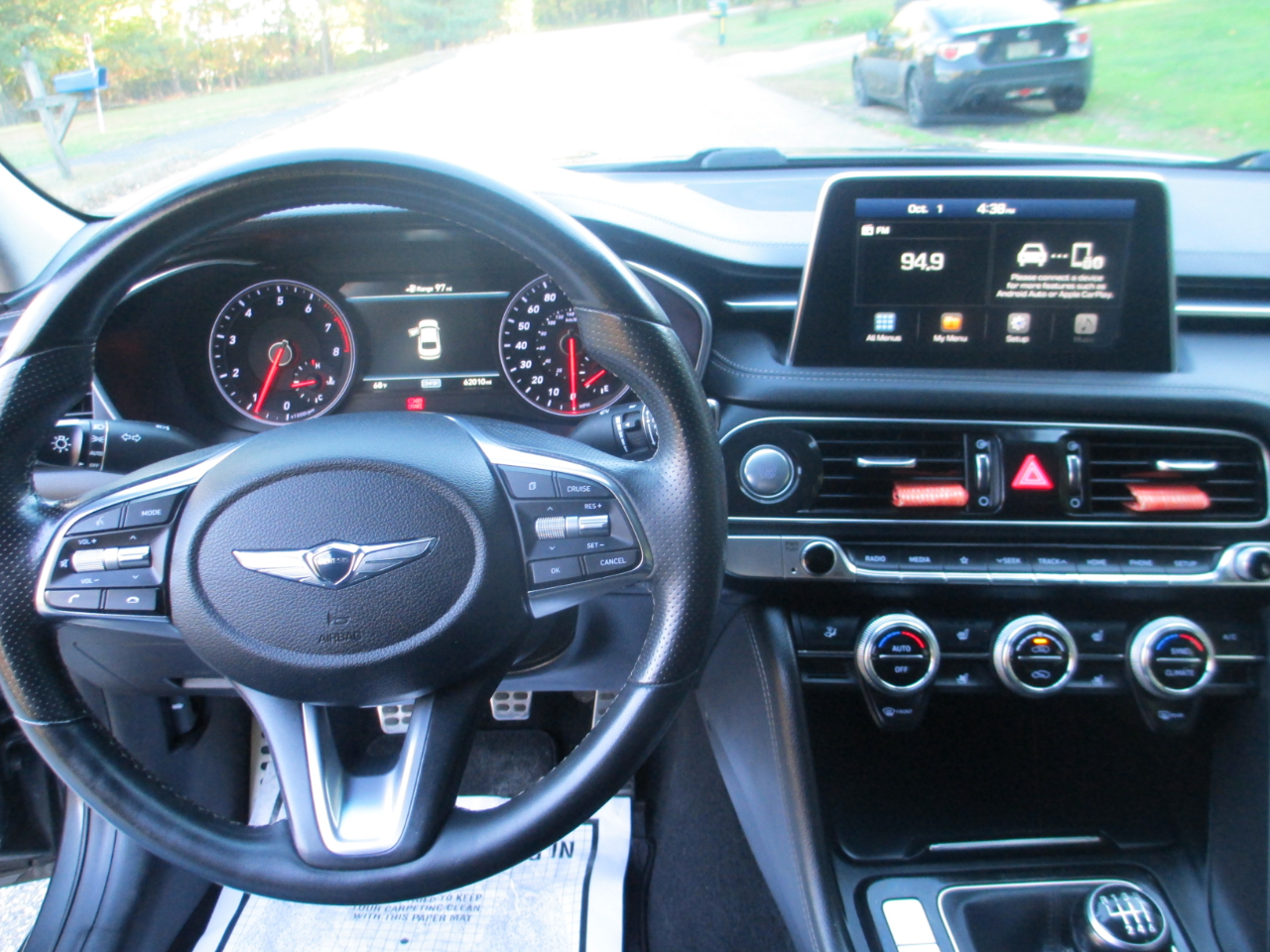 2019 Genesis G70 2.0T Sport photo 2