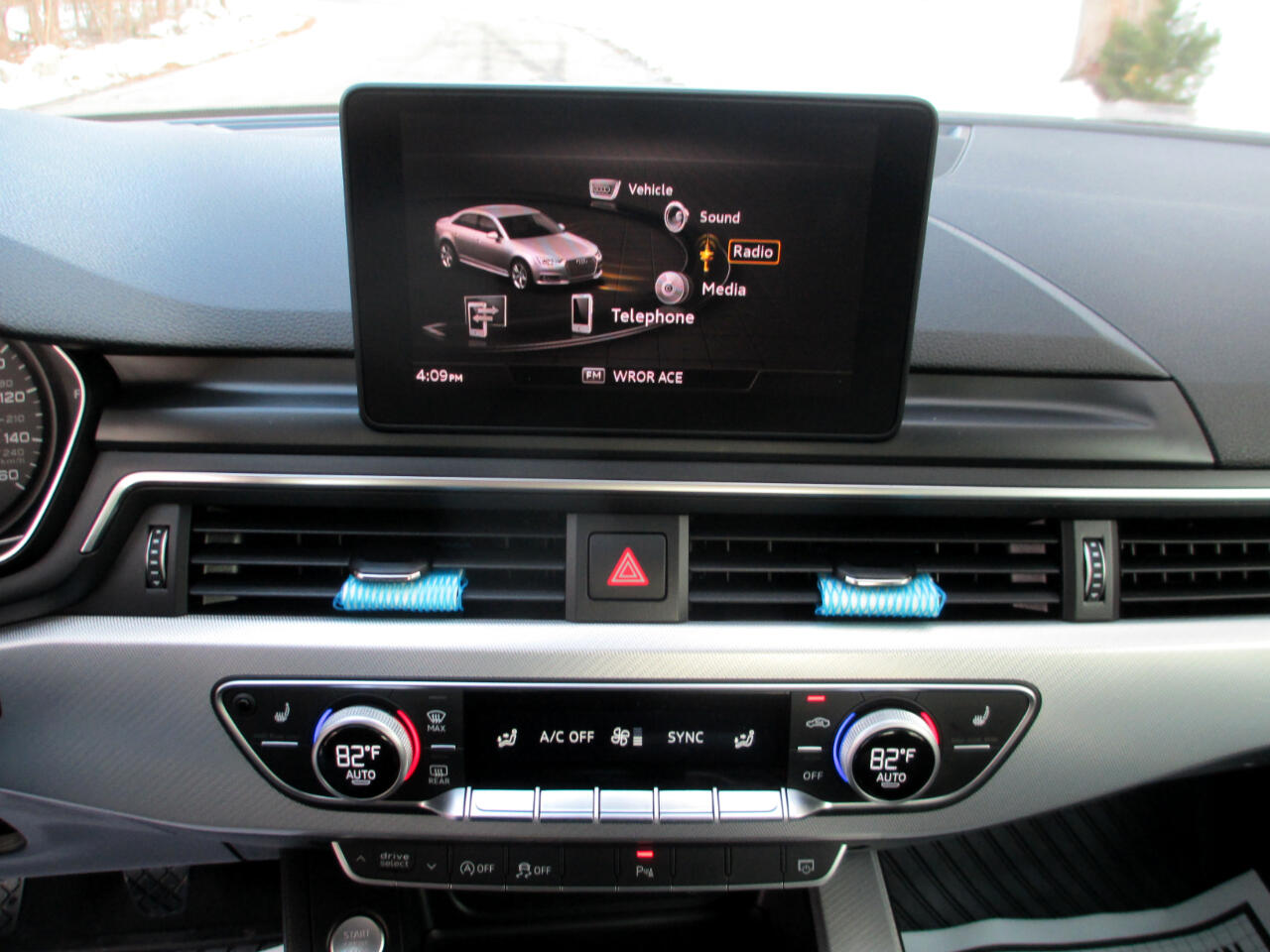 Audi A4 2.0 TFSI Tech Premium Plus Manual quattro AWD 2018