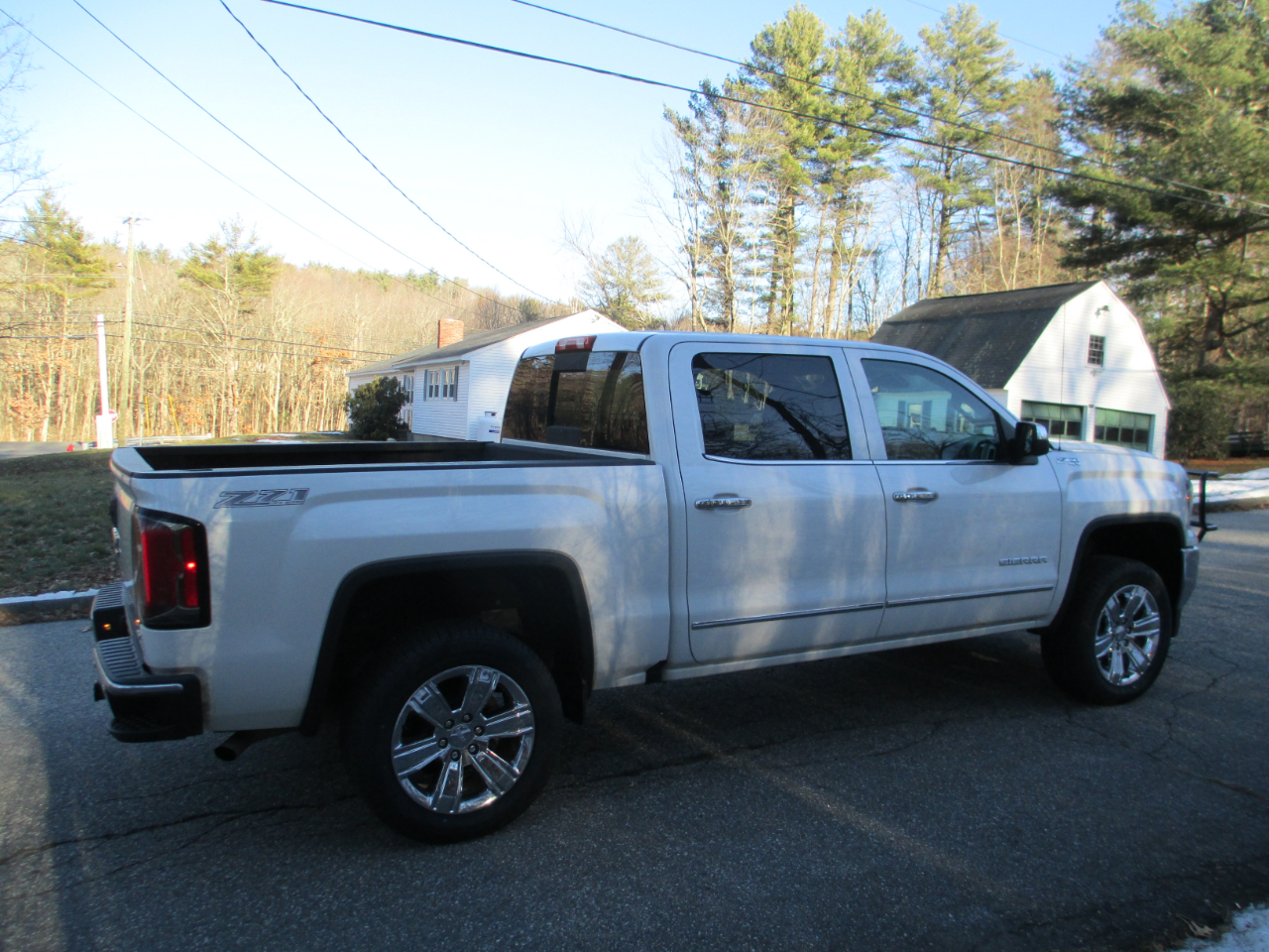 GMC Sierra 1500 Crew Cab Crew Cab 143.5" WB 4WD SLT 2018