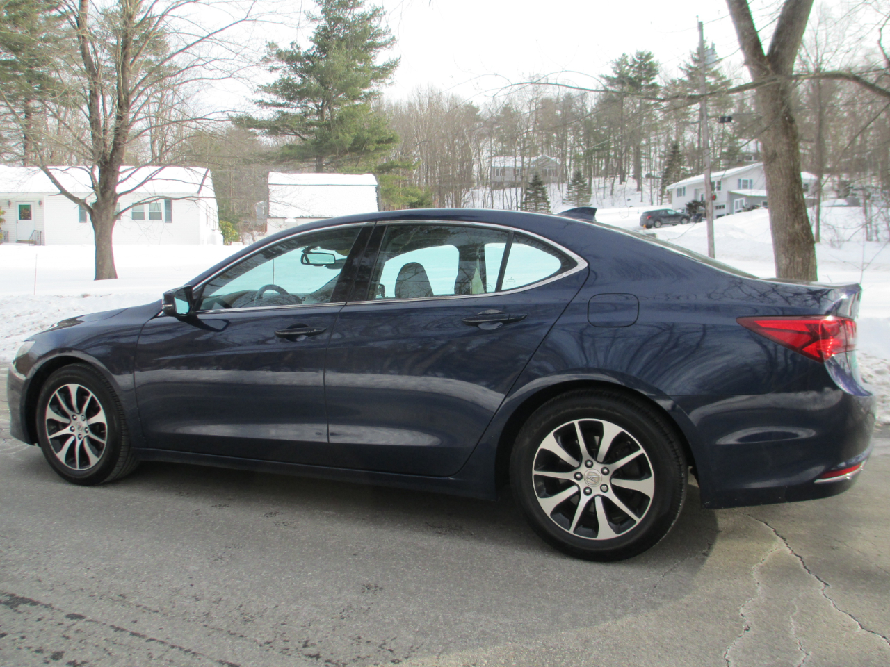 Acura TLX 4dr Sdn FWD 2016