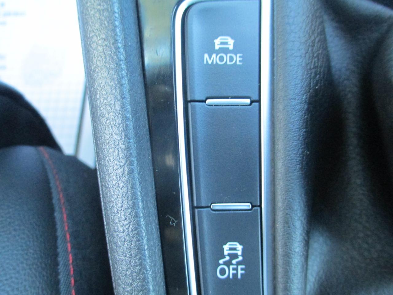 Volkswagen Golf GTI 2.0T Autobahn Manual 2019