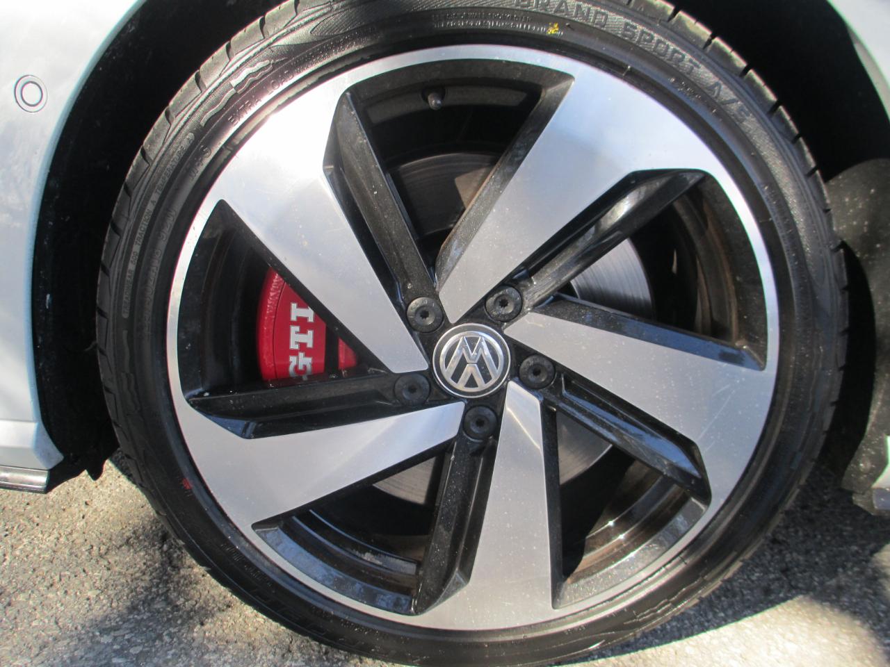 Volkswagen Golf GTI 2.0T Autobahn Manual 2019