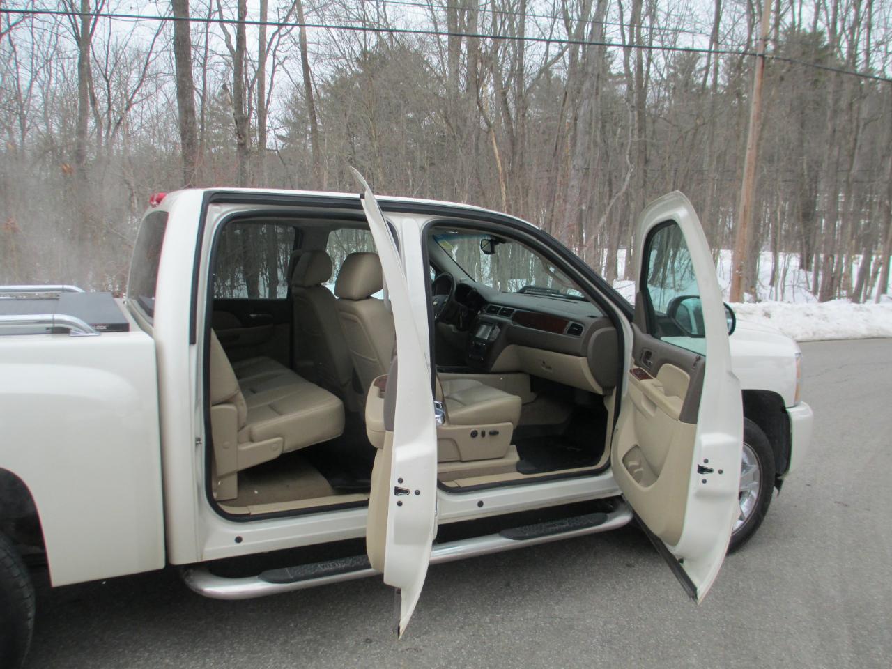 Chevrolet Silverado 1500 4WD Crew Cab 143.5" LTZ 2013