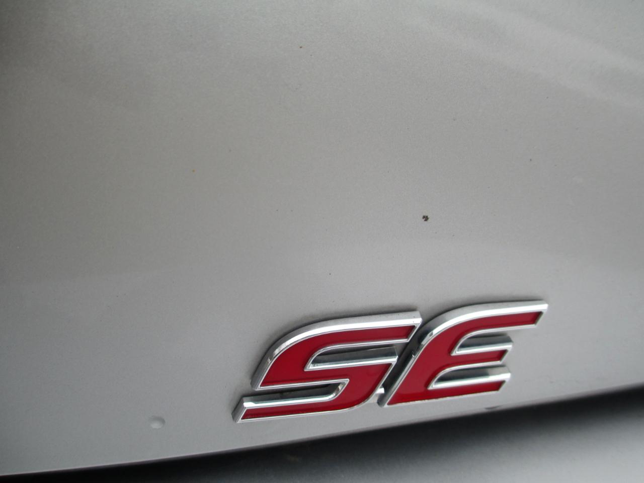 Toyota Corolla Hatchback SE CVT (Natl) 2019