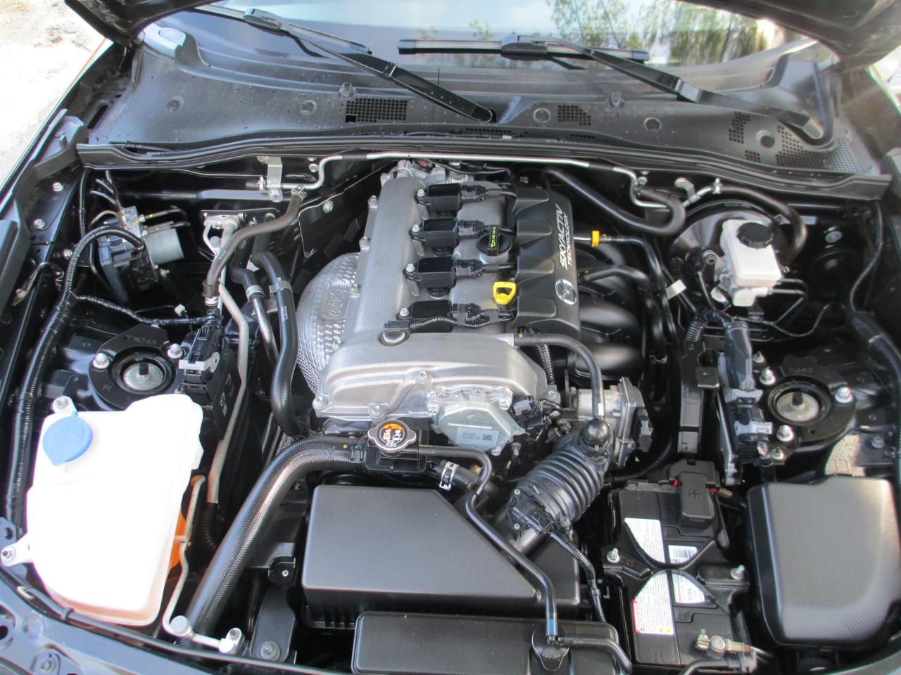 Mazda MX-5 Miata 2dr Conv Auto Club 2016