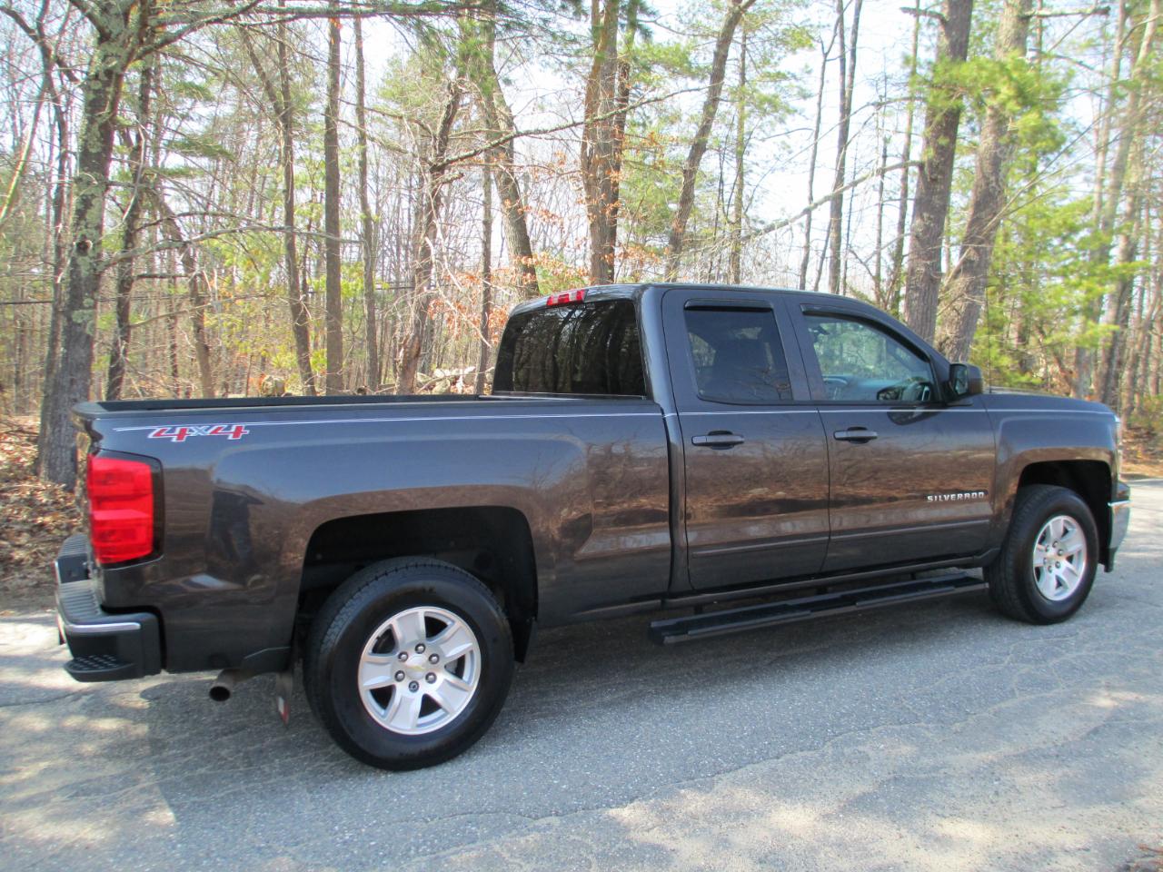 Chevrolet Silverado 1500 4WD Double Cab 143.5" LT w/1LT 2015