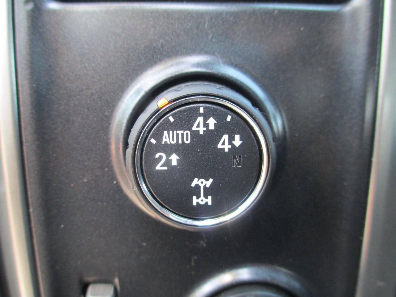 Chevrolet Silverado 1500 4WD Double Cab 143.5" LT w/1LT 2015