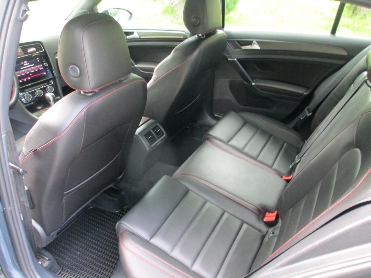 Volkswagen Golf GTI 2.0T SE DSG 2020