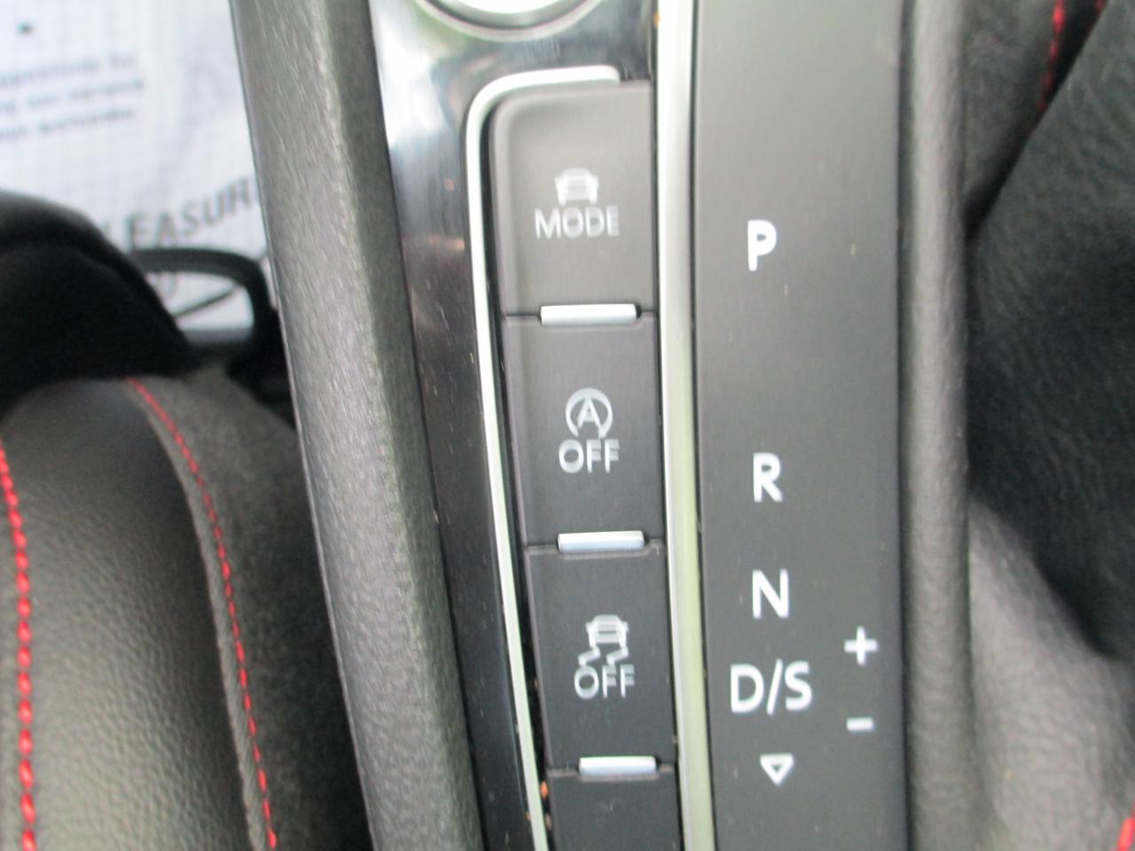 Volkswagen Golf GTI 2.0T SE DSG 2020