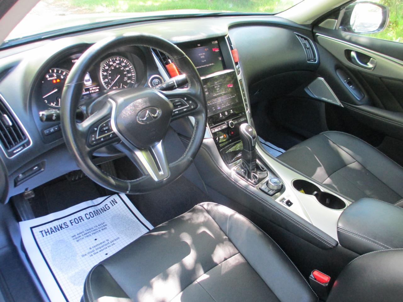 Infiniti Q50 LUXE AWD 2022