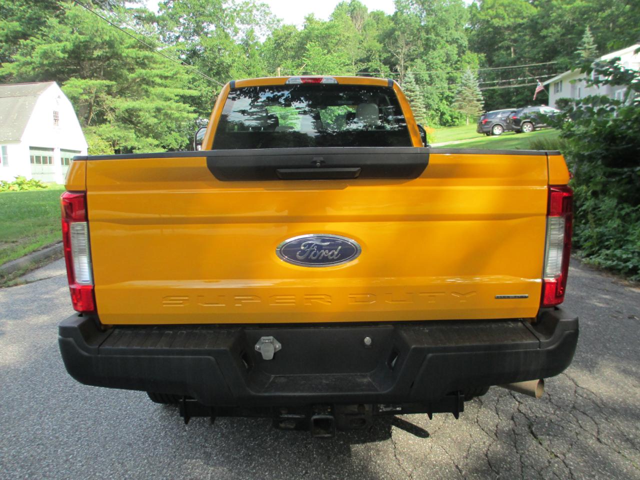 Ford Super Duty F-250 SRW XL 4WD SuperCab 8' Box 2017