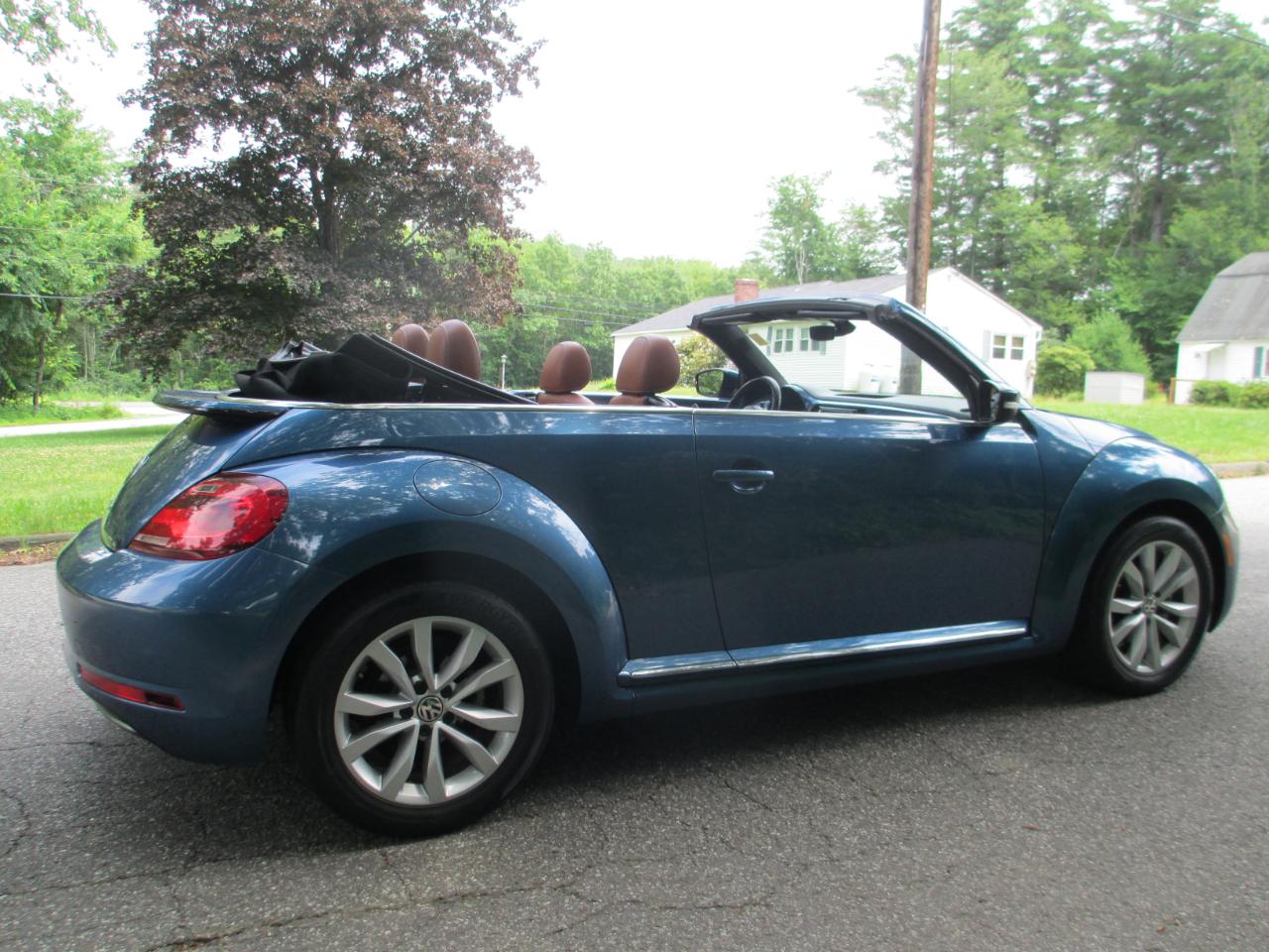 Volkswagen Beetle Convertible 1.8T SE Auto 2017