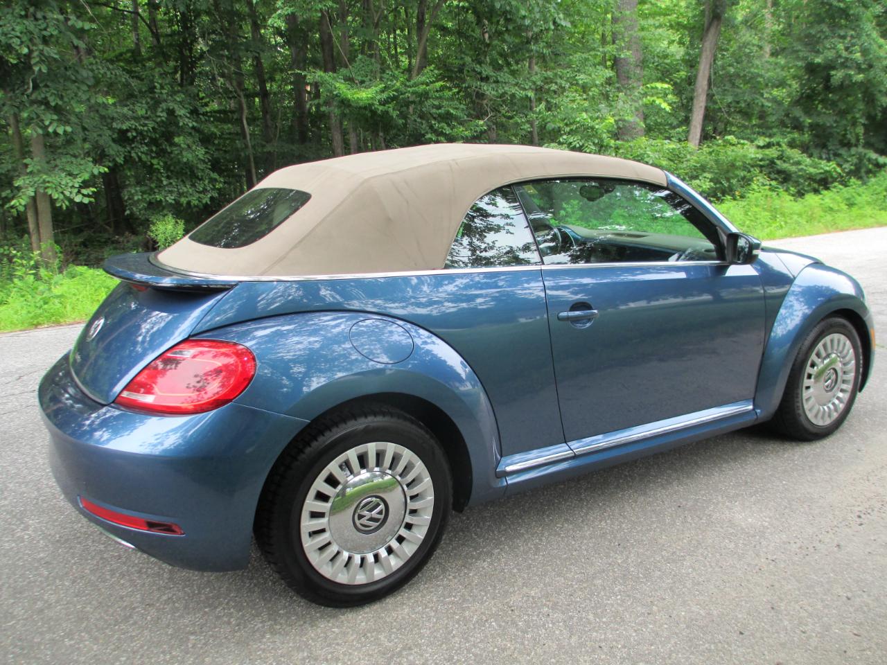 Volkswagen Beetle Convertible 2dr Auto 1.8T S PZEV 2016