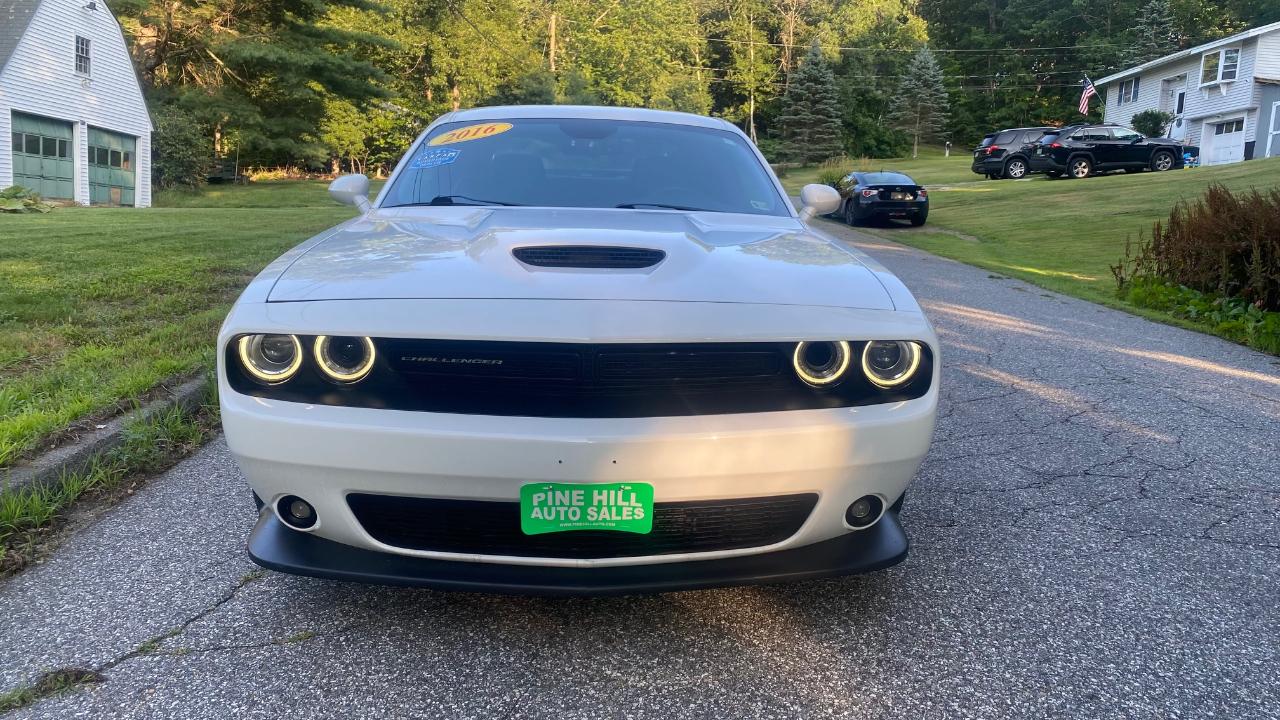 Dodge Challenger 2dr Cpe SRT 392 2016