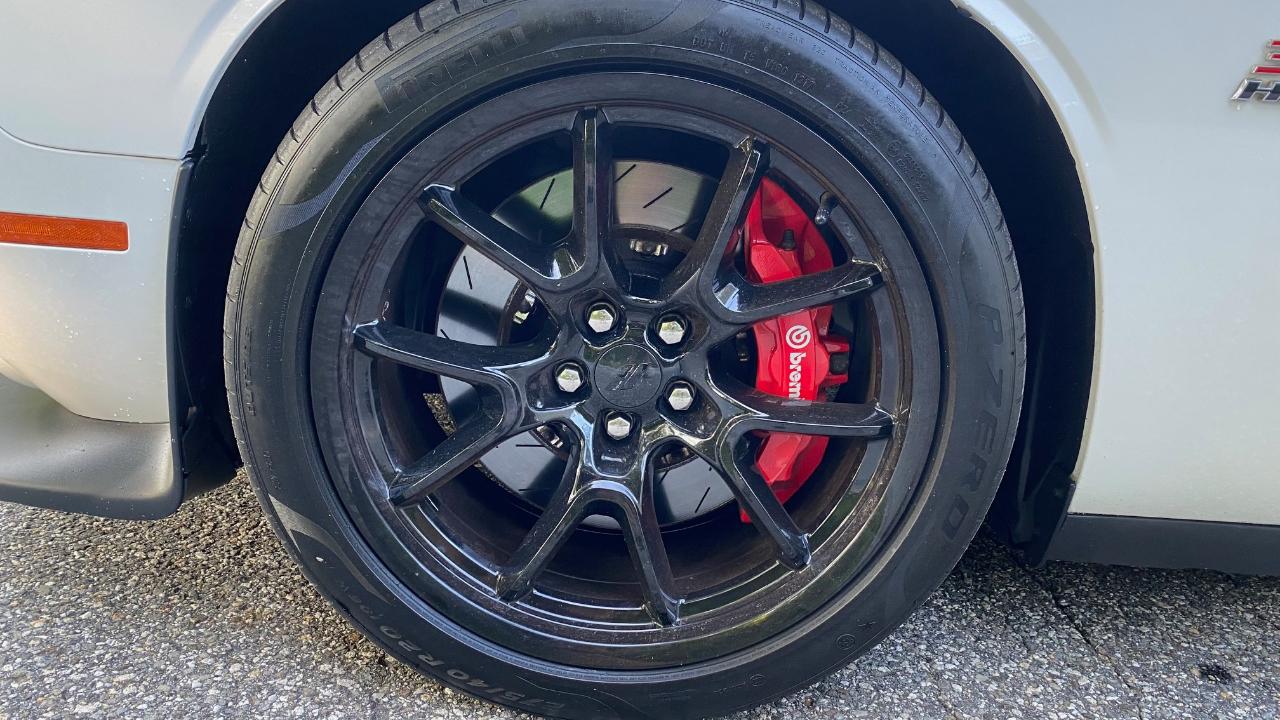 Dodge Challenger 2dr Cpe SRT 392 2016