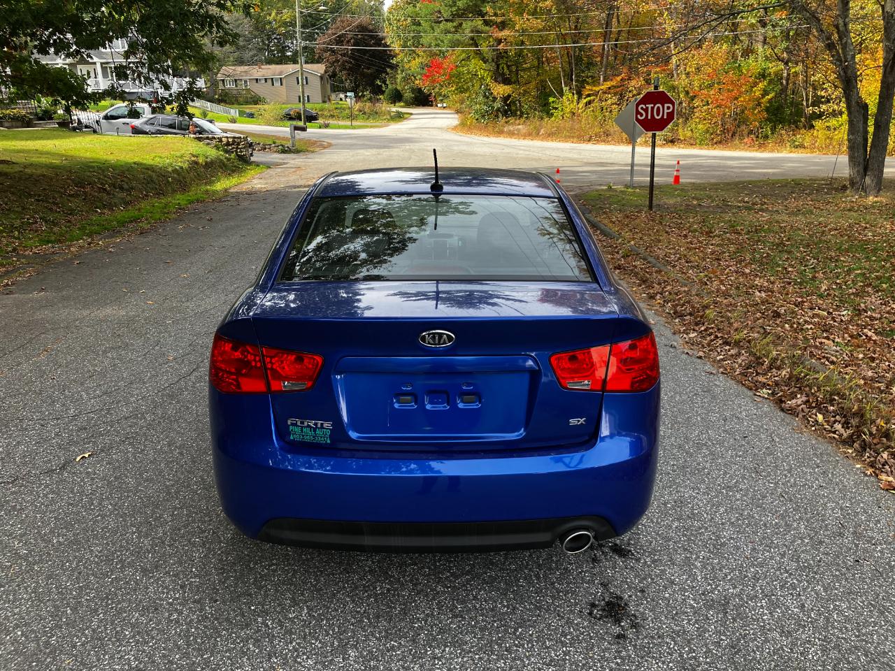 Kia Forte 4dr Sdn Auto SX 2010