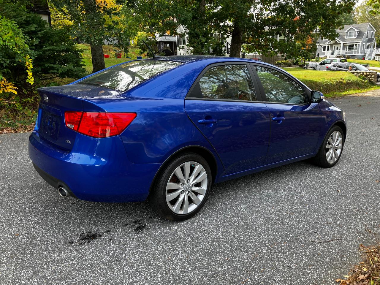 Kia Forte 4dr Sdn Auto SX 2010