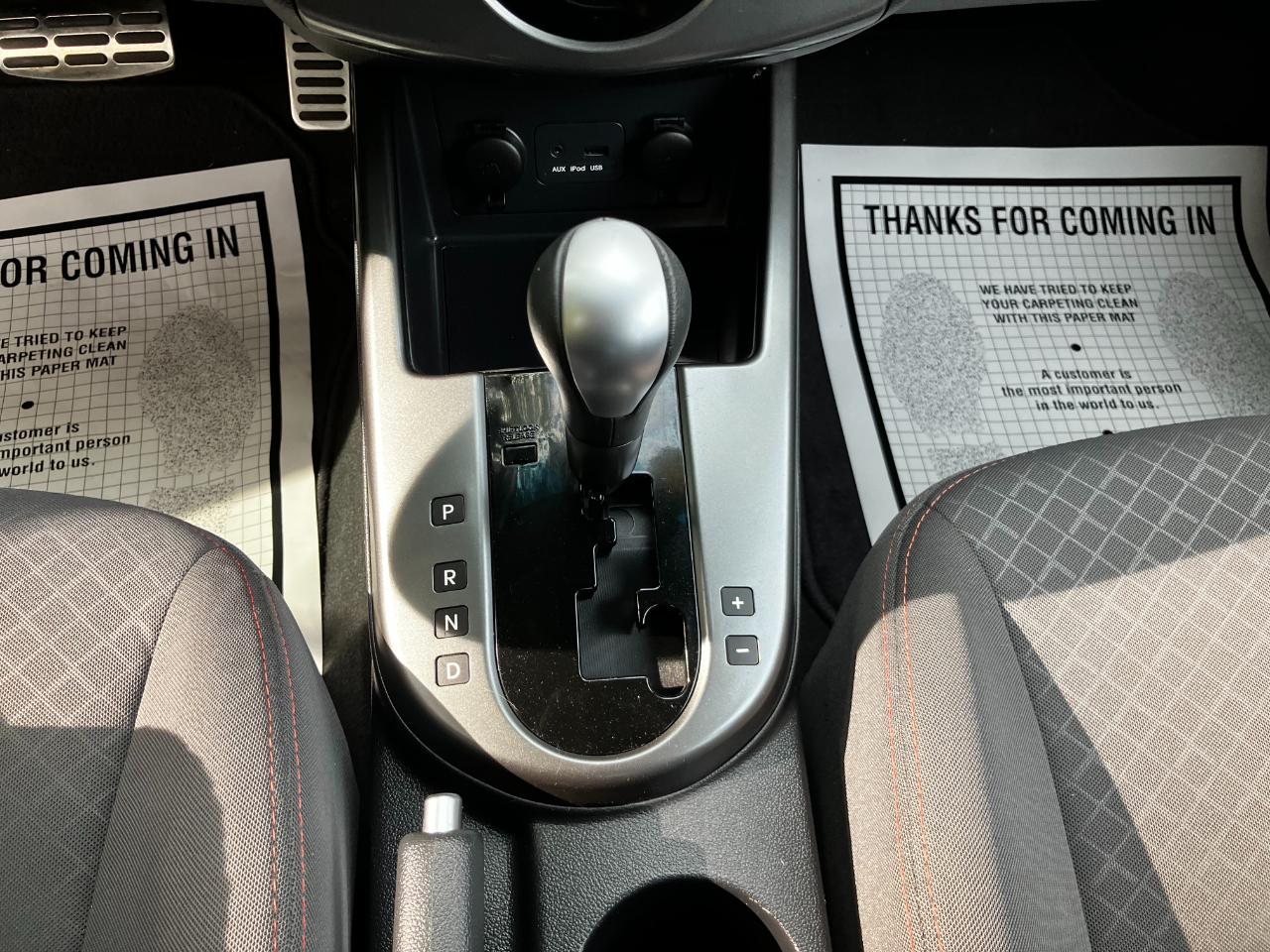 Kia Forte 4dr Sdn Auto SX 2010