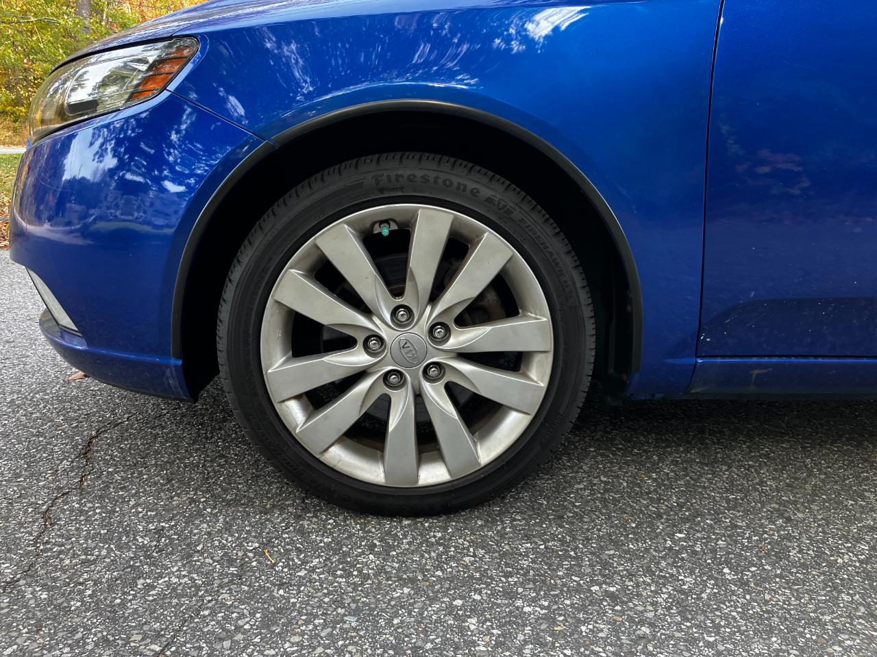 Kia Forte 4dr Sdn Auto SX 2010