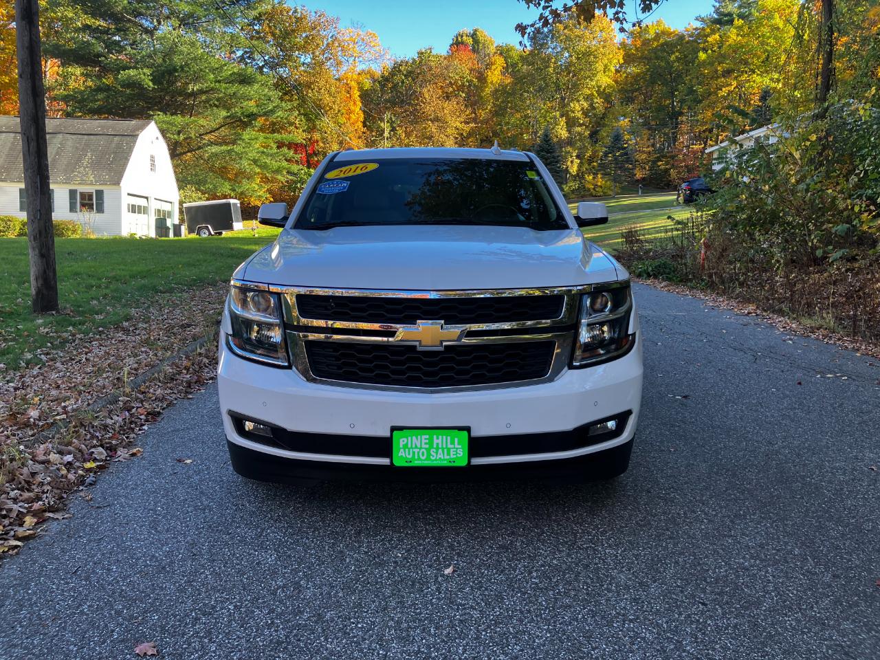 Chevrolet Suburban 4WD 4dr 1500 LT 2016