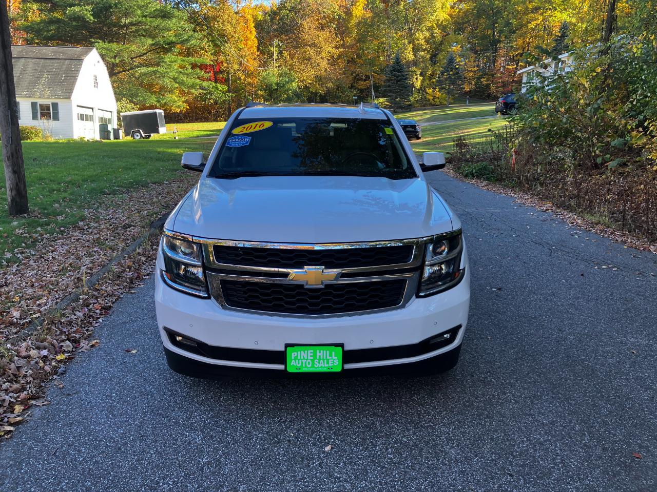 Chevrolet Suburban 4WD 4dr 1500 LT 2016
