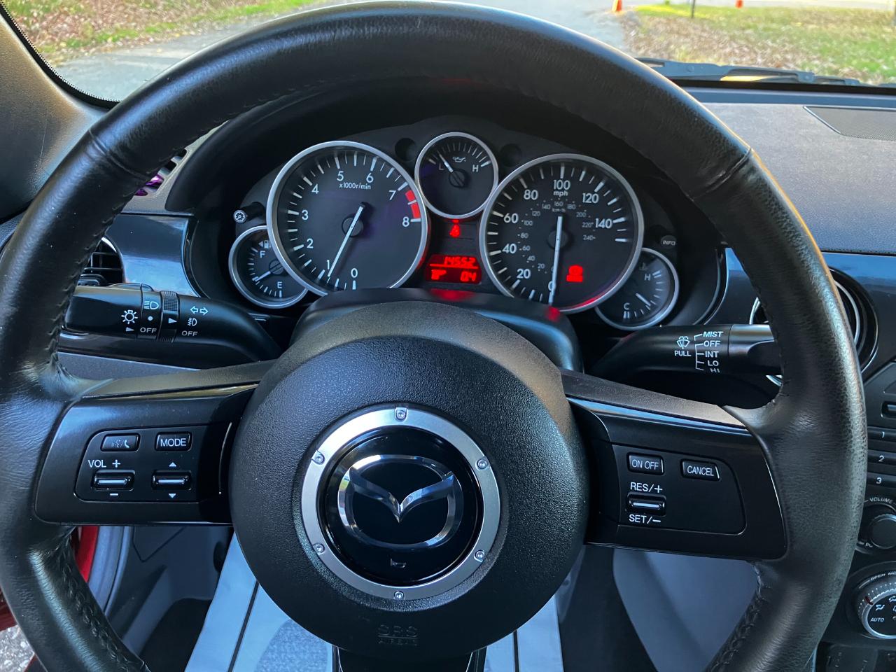 Mazda MX-5 Miata 2dr Conv Hard Top Man Grand Touring 2013