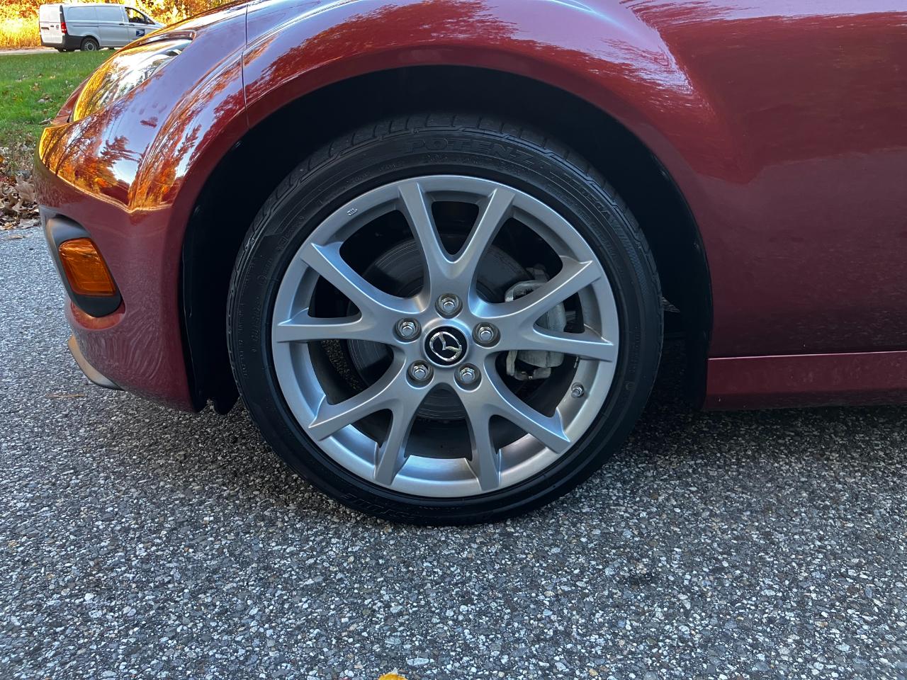 Mazda MX-5 Miata 2dr Conv Hard Top Man Grand Touring 2013