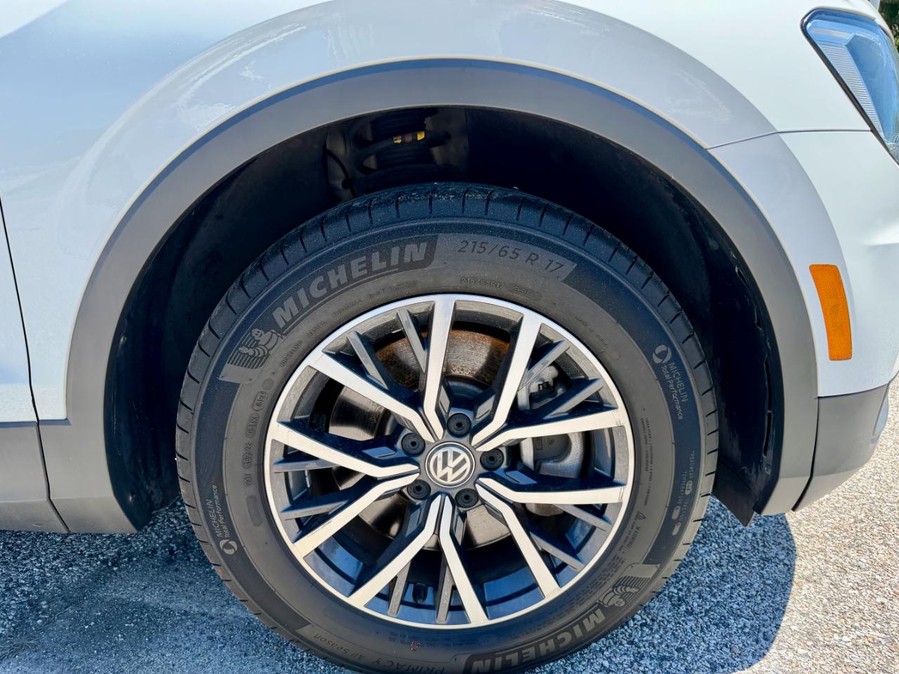 Volkswagen Tiguan 2.0T S FWD 2021