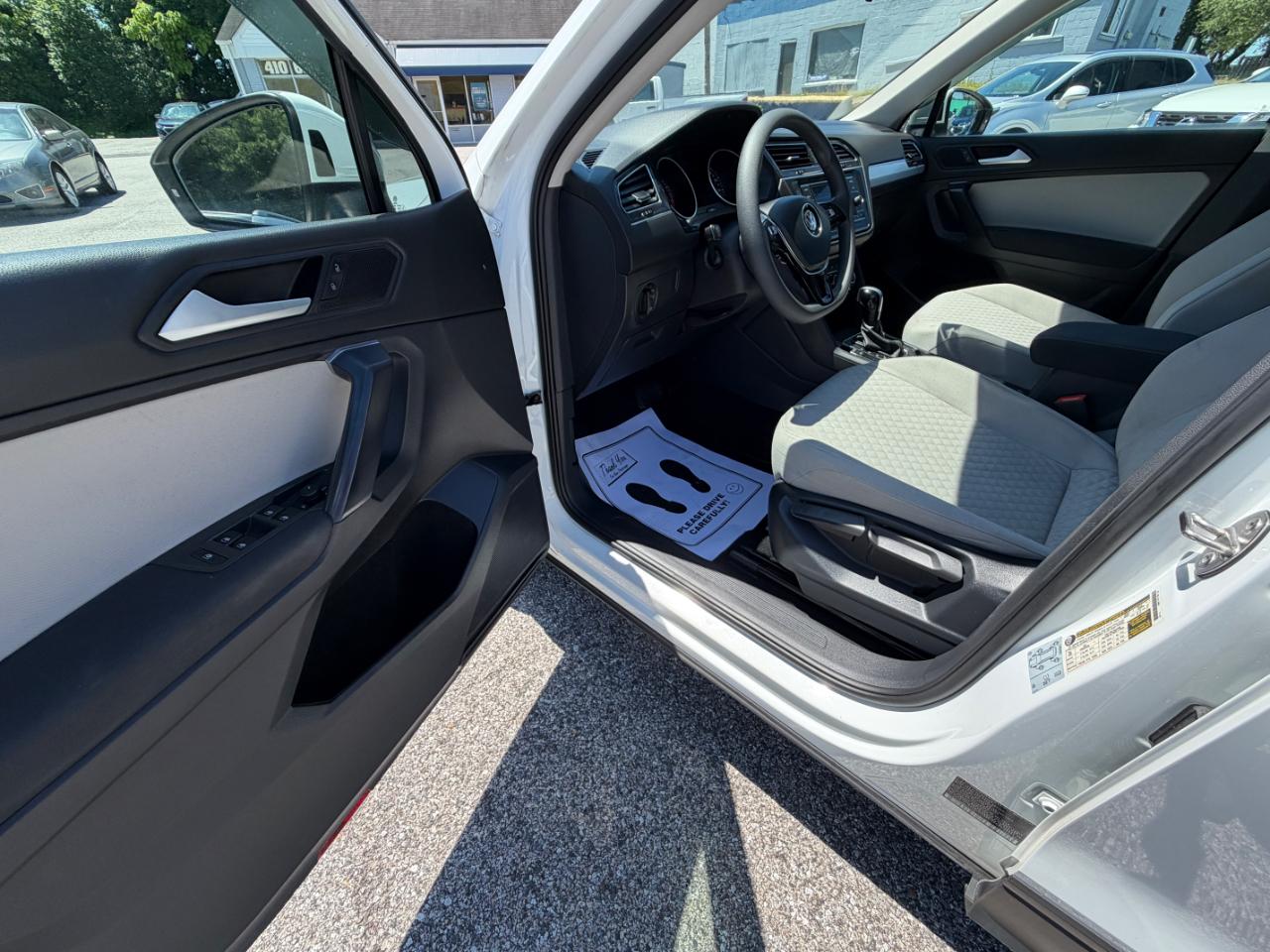 Volkswagen Tiguan 2.0T S FWD 2021