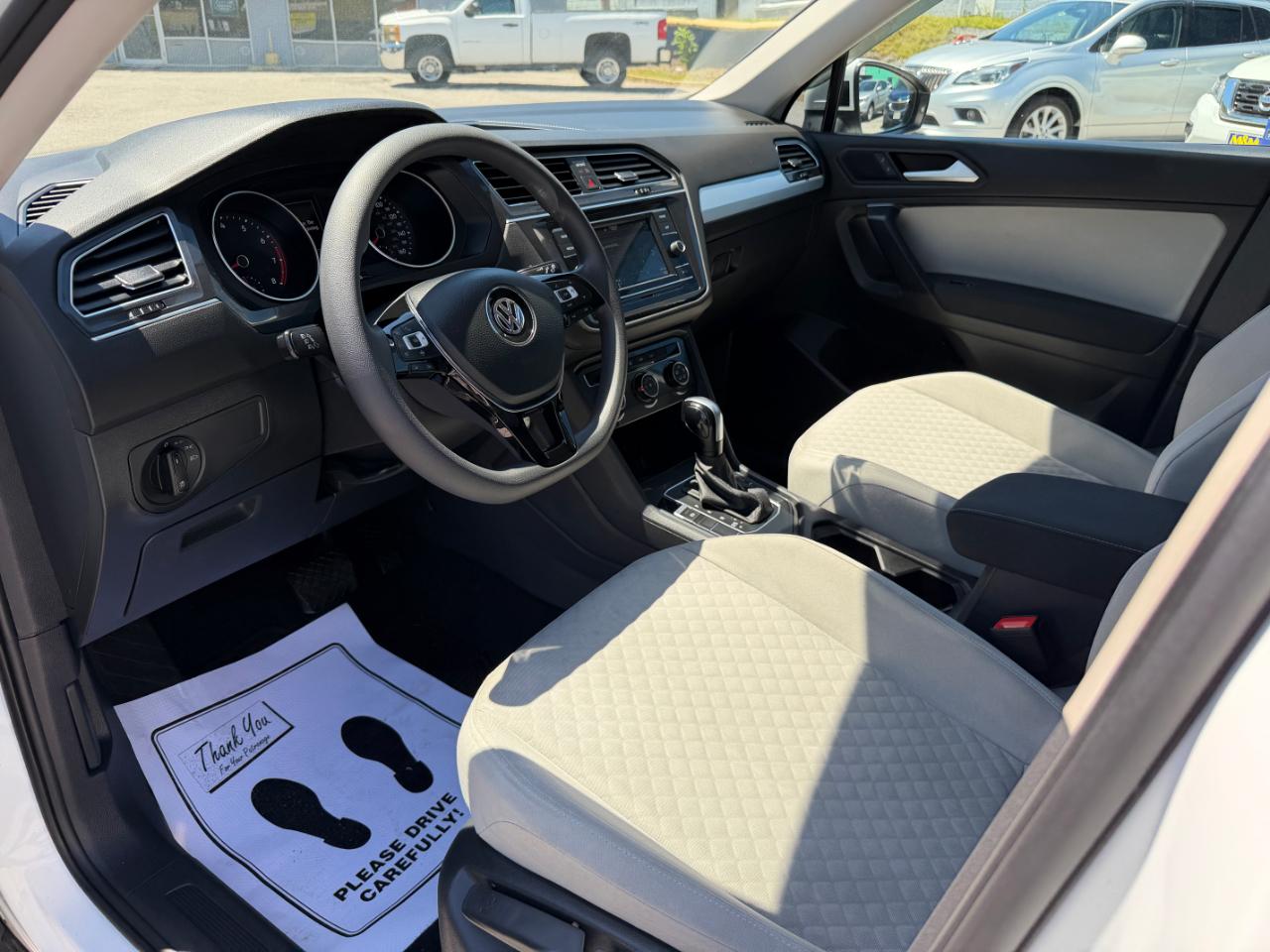 Volkswagen Tiguan 2.0T S FWD 2021